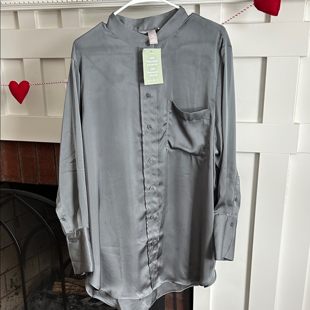 NWT Mens Button Down Gray H&M Shirt